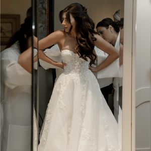 Couture Wedding dress - Maria Farbinni Designer